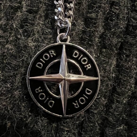 Dior x Stone Island necklace - Picture 1 of 4